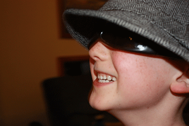 zach in hat04